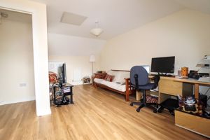 Bedroom- click for photo gallery